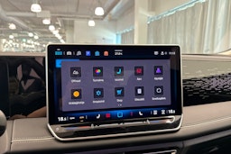 valkoinen Volkswagen Tiguan 2024 kuva 27.