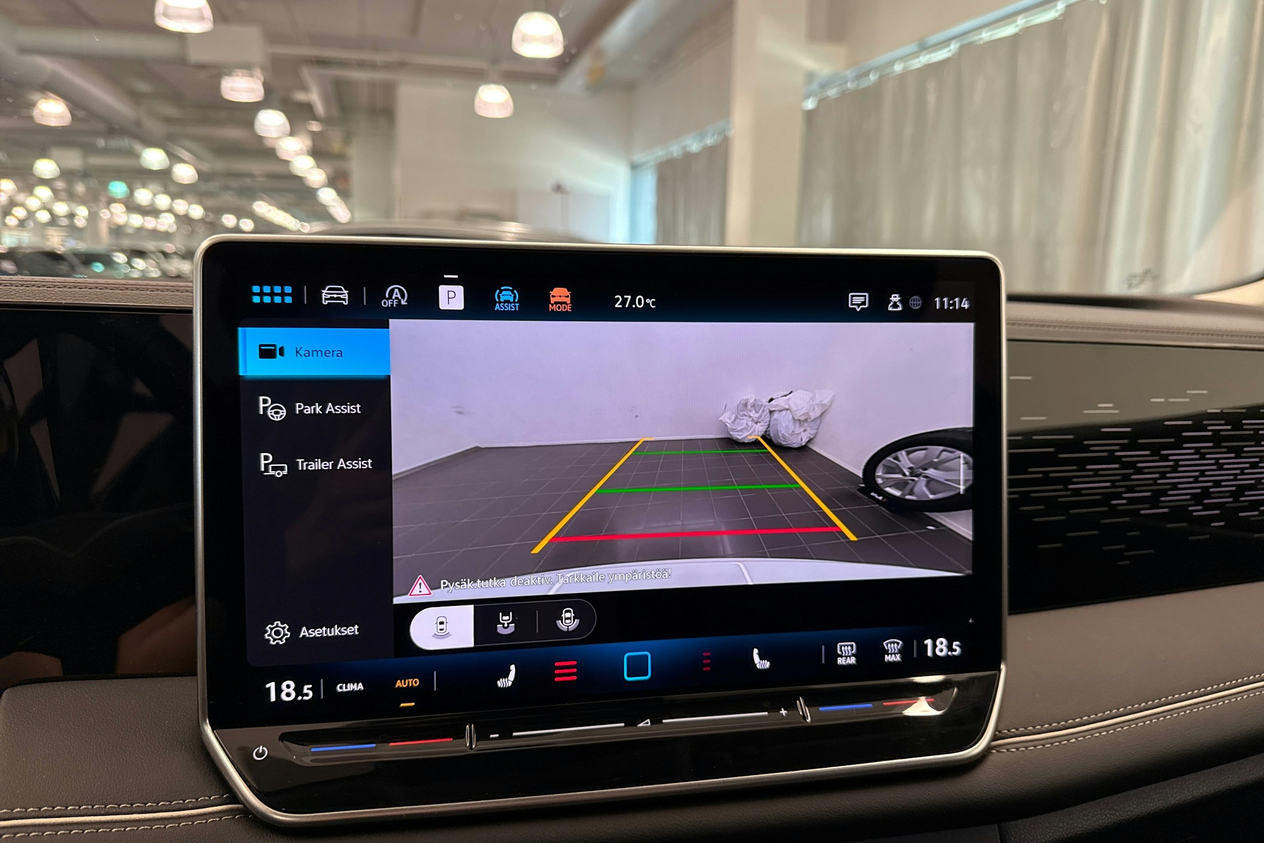 valkoinen Volkswagen Tiguan 2024 kuva 29.