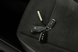 valkoinen Volkswagen Tiguan 2024 kuva 35.