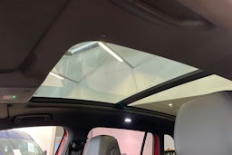 Oranssi Volkswagen Tiguan 2024 kuva 23.