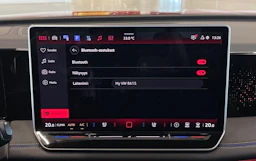 punainen Volkswagen Tiguan 2024 kuva 19.