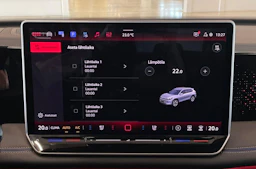punainen Volkswagen Tiguan 2024 kuva 23.