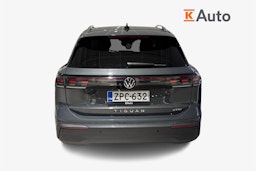 oranssi Volkswagen Tiguan 2024 kuva 3.