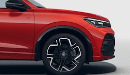 punainen Volkswagen Tiguan 2025 kuva 5.