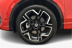 punainen Volkswagen Tiguan 2025 kuva 11.