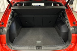 punainen Volkswagen Tiguan 2025 kuva 14.
