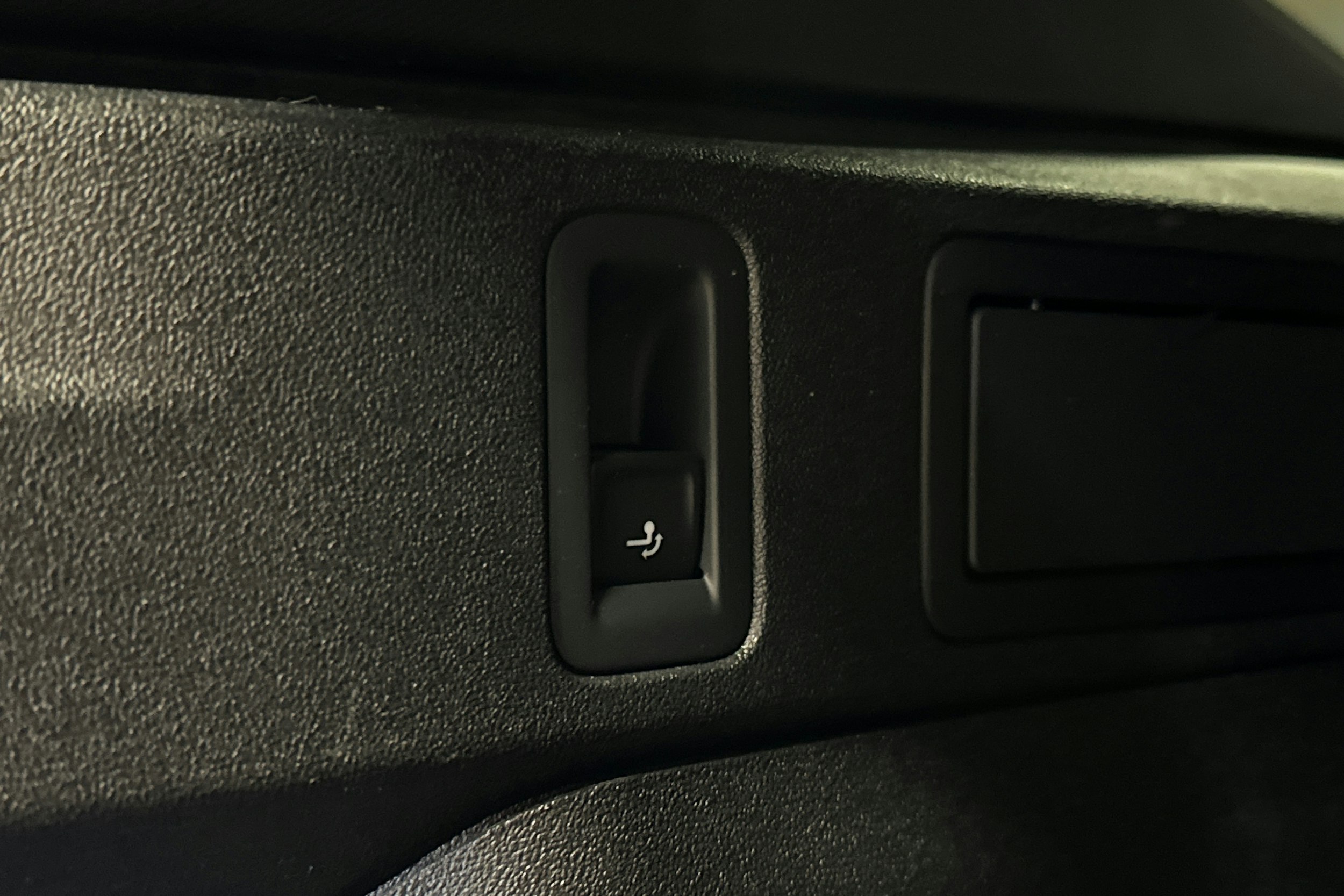 punainen Volkswagen Tiguan 2025 kuva 16.