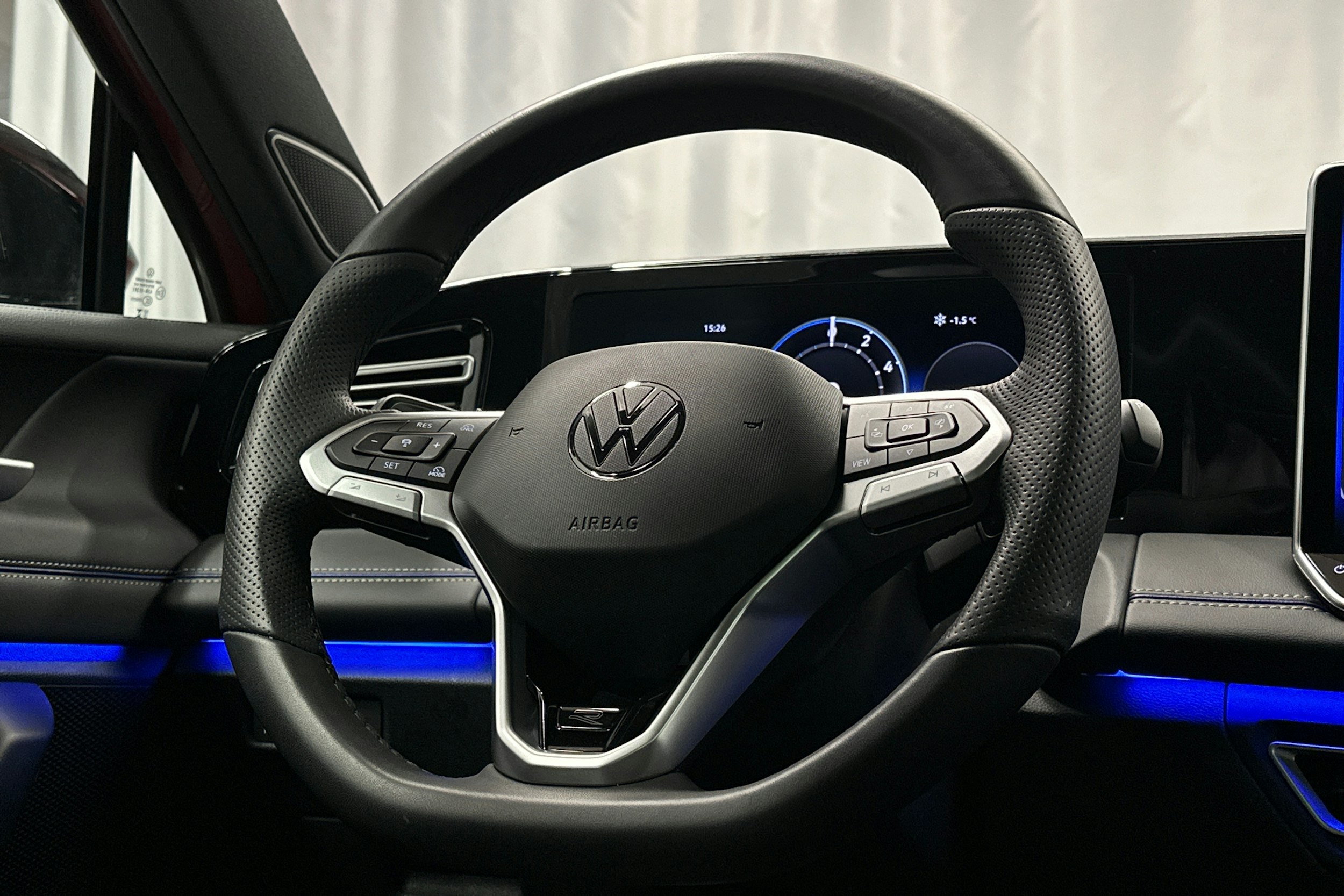 punainen Volkswagen Tiguan 2025 kuva 22.