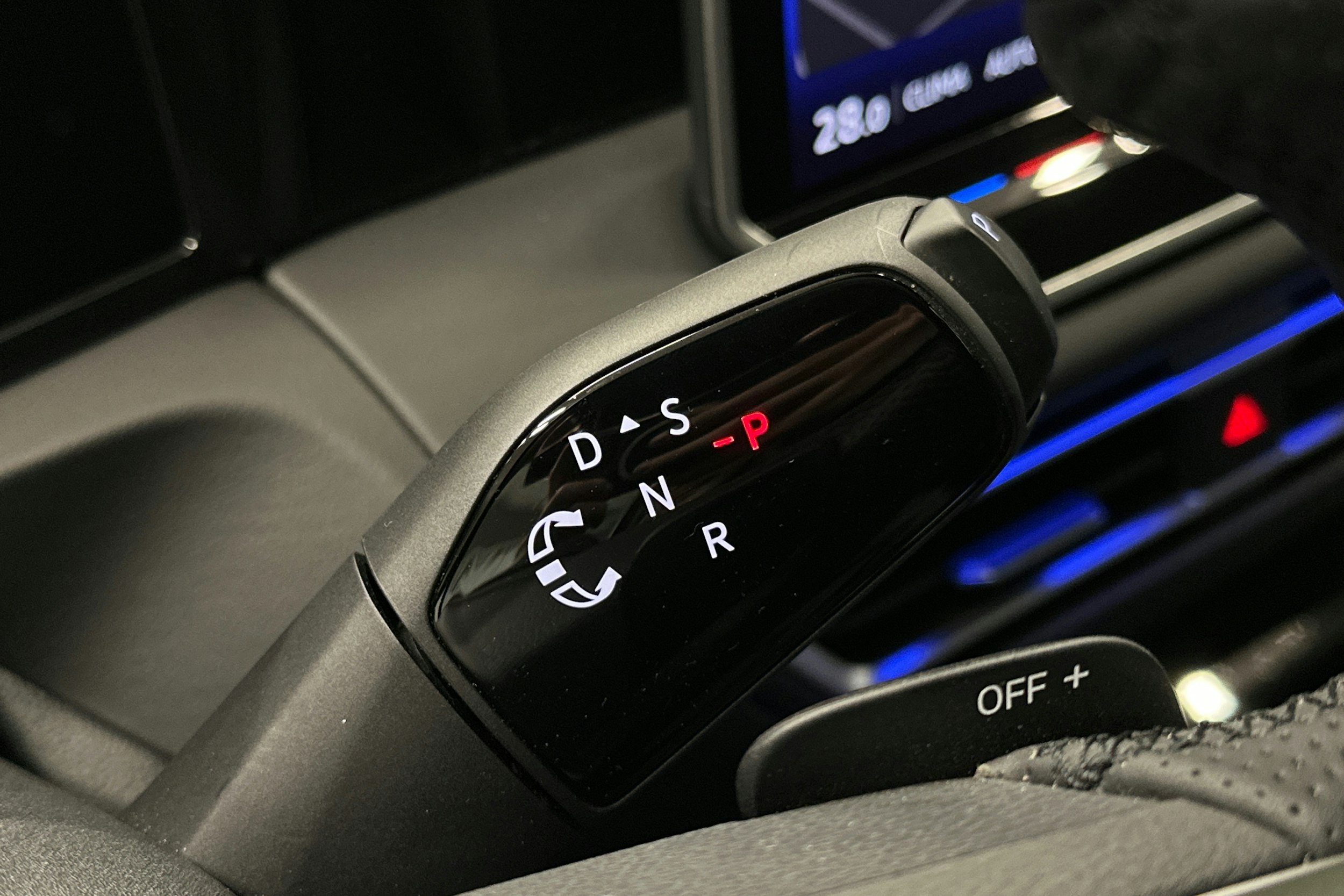 punainen Volkswagen Tiguan 2025 kuva 25.