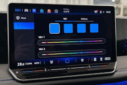 punainen Volkswagen Tiguan 2025 kuva 32.