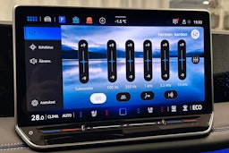 punainen Volkswagen Tiguan 2025 kuva 34.