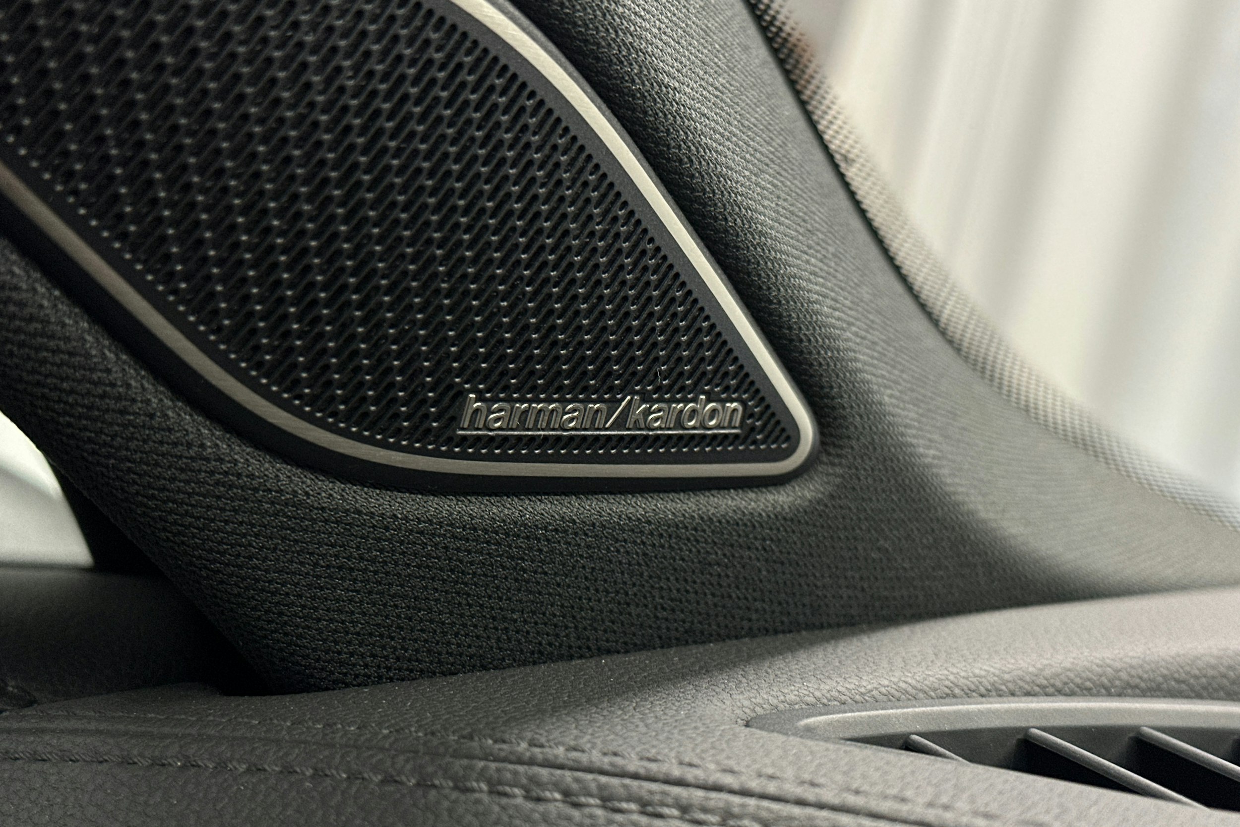 punainen Volkswagen Tiguan 2025 kuva 38.