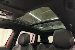 punainen Volkswagen Tiguan 2025 kuva 39.