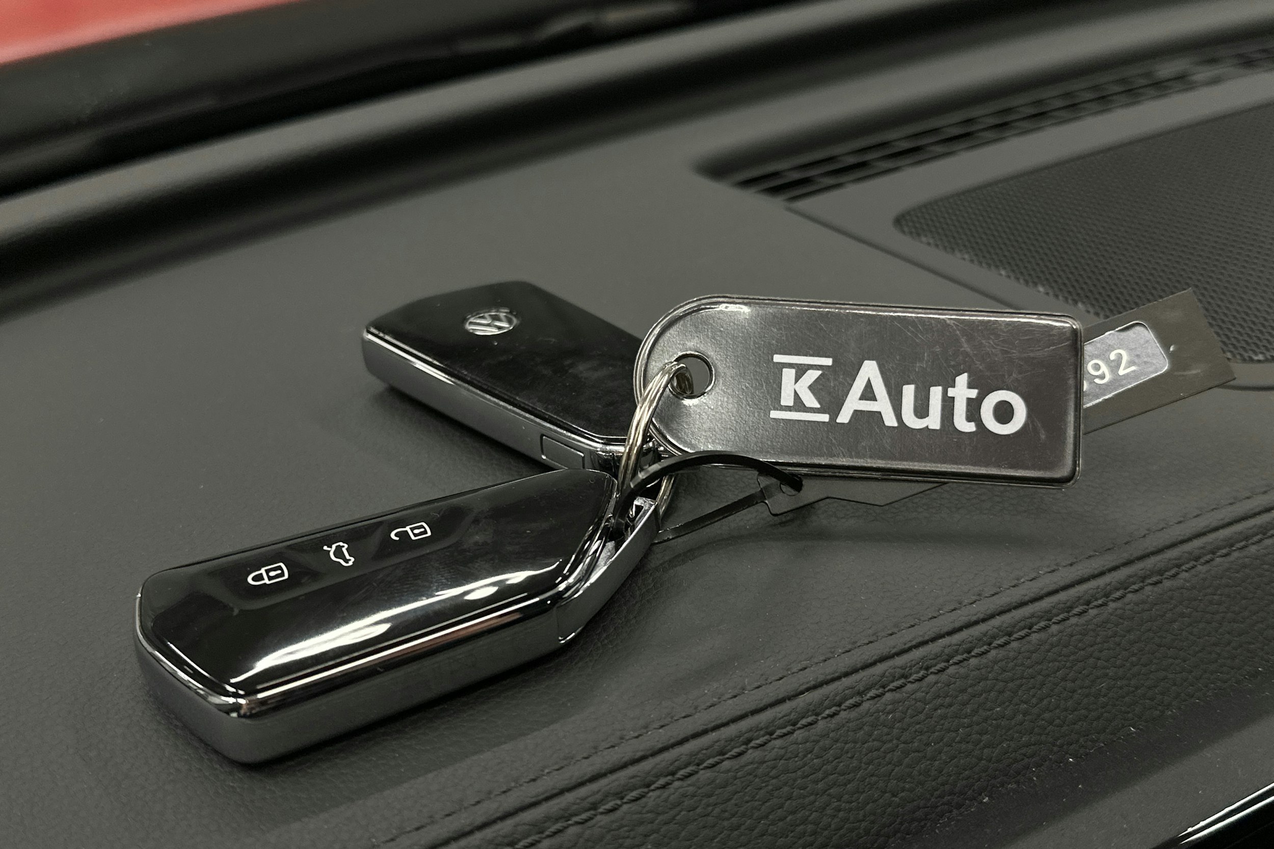 punainen Volkswagen Tiguan 2025 kuva 40.