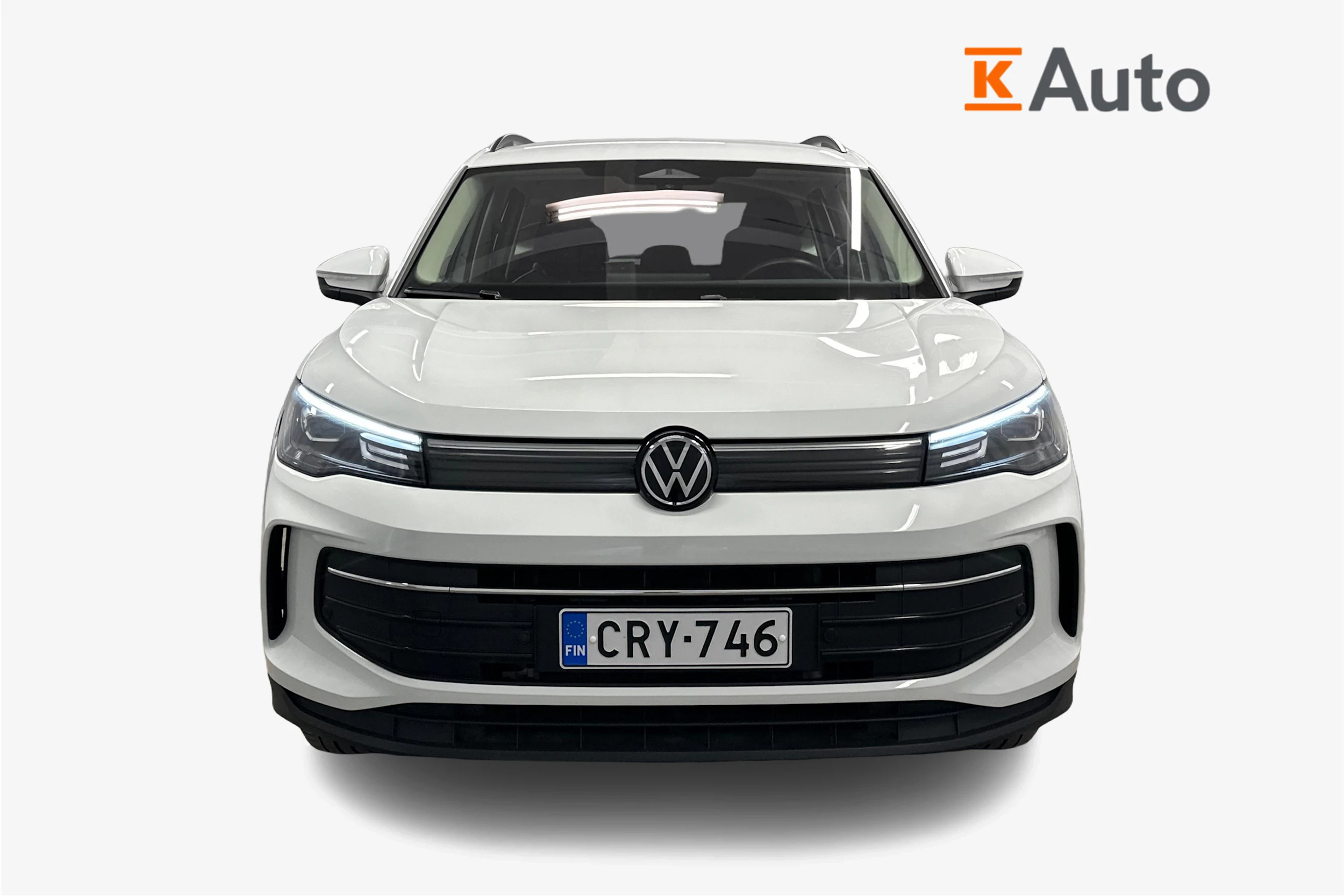 valkoinen Volkswagen Tiguan 2025 kuva 4.