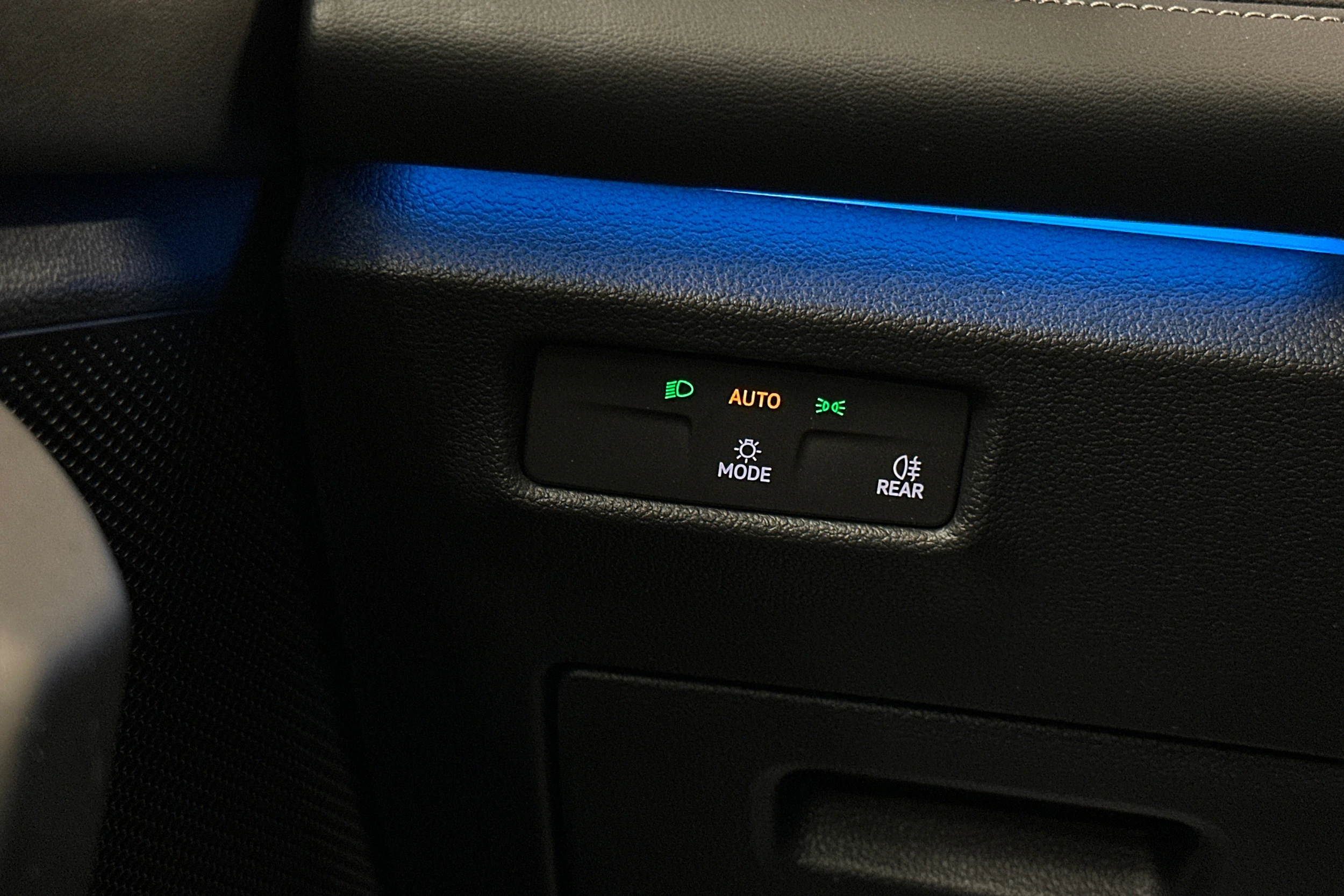 valkoinen Volkswagen Tiguan 2025 kuva 15.