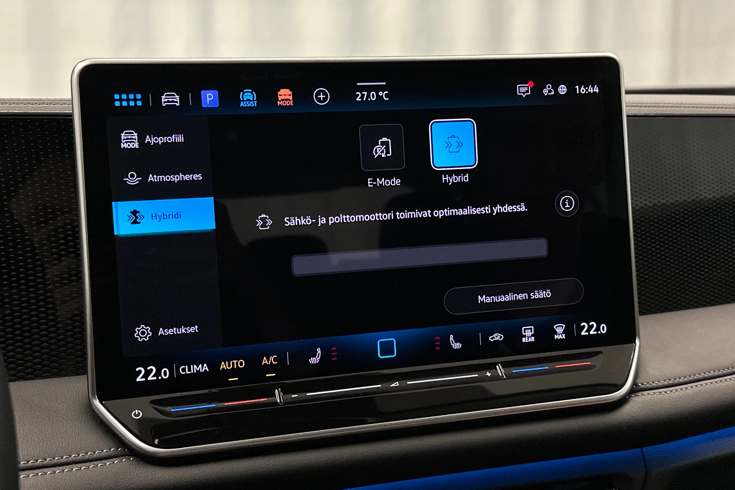 valkoinen Volkswagen Tiguan 2025 kuva 29.