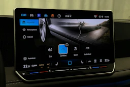 valkoinen Volkswagen Tiguan 2025 kuva 32.
