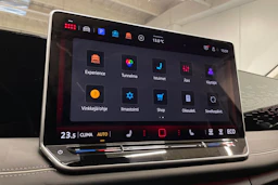 valkoinen Volkswagen Tiguan 2025 kuva 20.