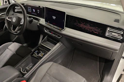 valkoinen Volkswagen Tiguan 2025 kuva 32.