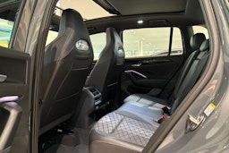 harmaa Volkswagen Tiguan 2025 kuva 13.