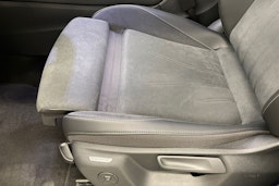 Harmaa Volkswagen Tiguan 2025 kuva 13.