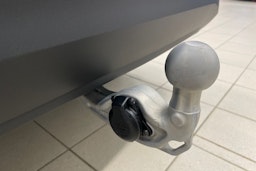 Harmaa Volkswagen Tiguan 2025 kuva 14.