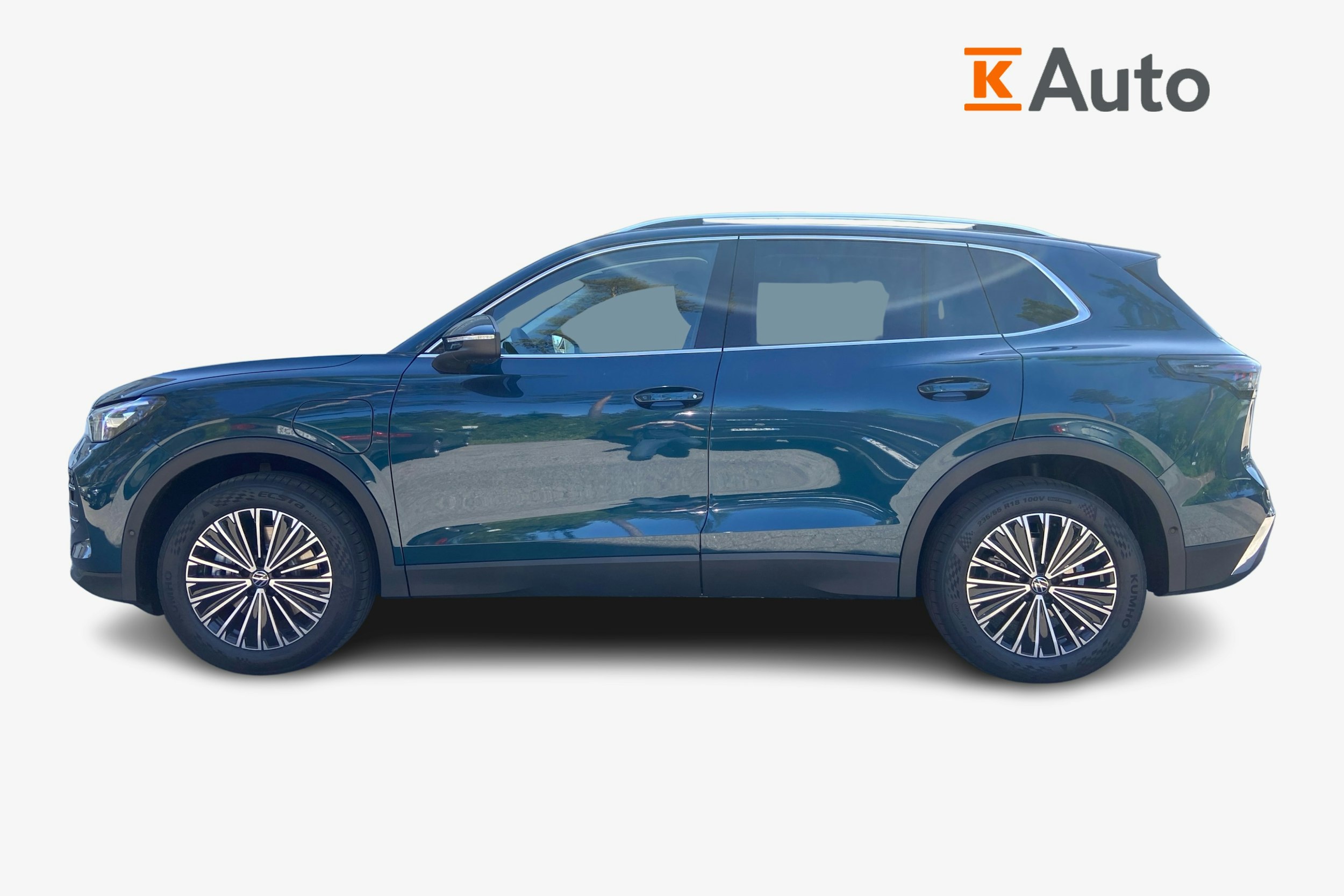 sininen Volkswagen Tiguan 2025 kuva 5.