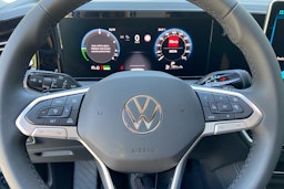 sininen Volkswagen Tiguan 2025 kuva 13.