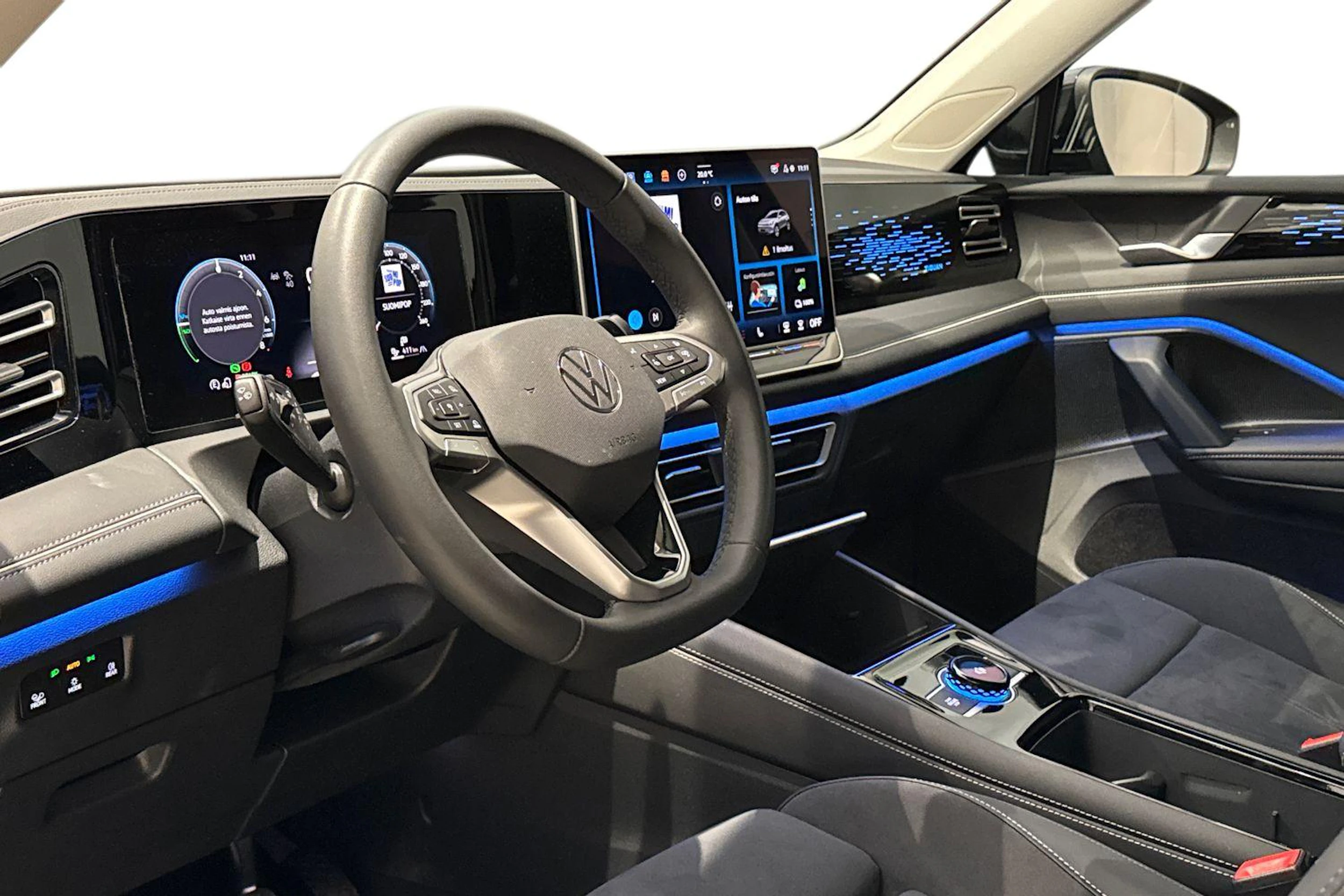 met. musta Volkswagen Tiguan 2025 kuva 8.