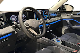 met. musta Volkswagen Tiguan 2025 kuva 8.