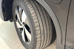 met. musta Volkswagen Tiguan 2025 kuva 13.