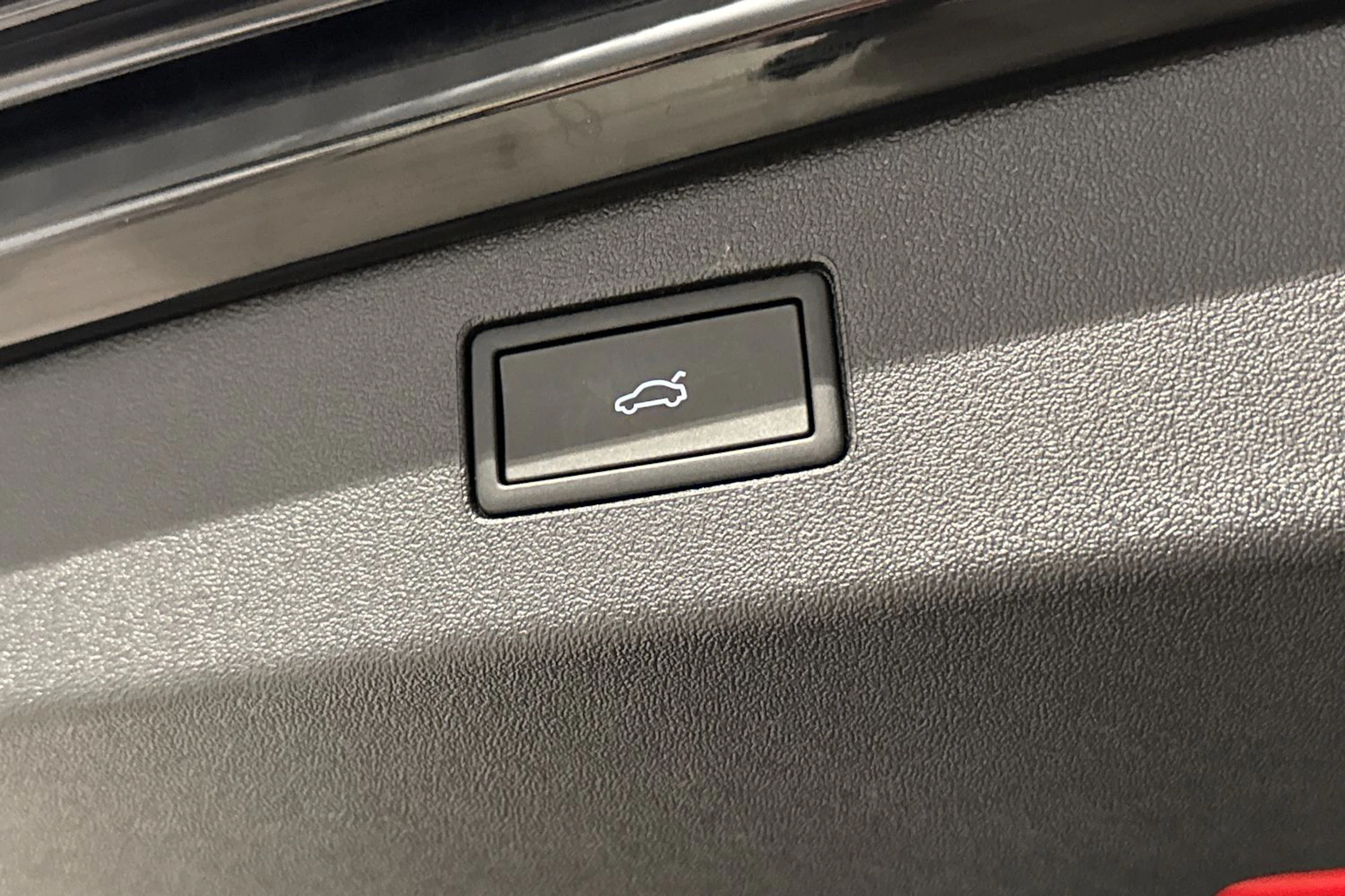met. musta Volkswagen Tiguan 2025 kuva 18.