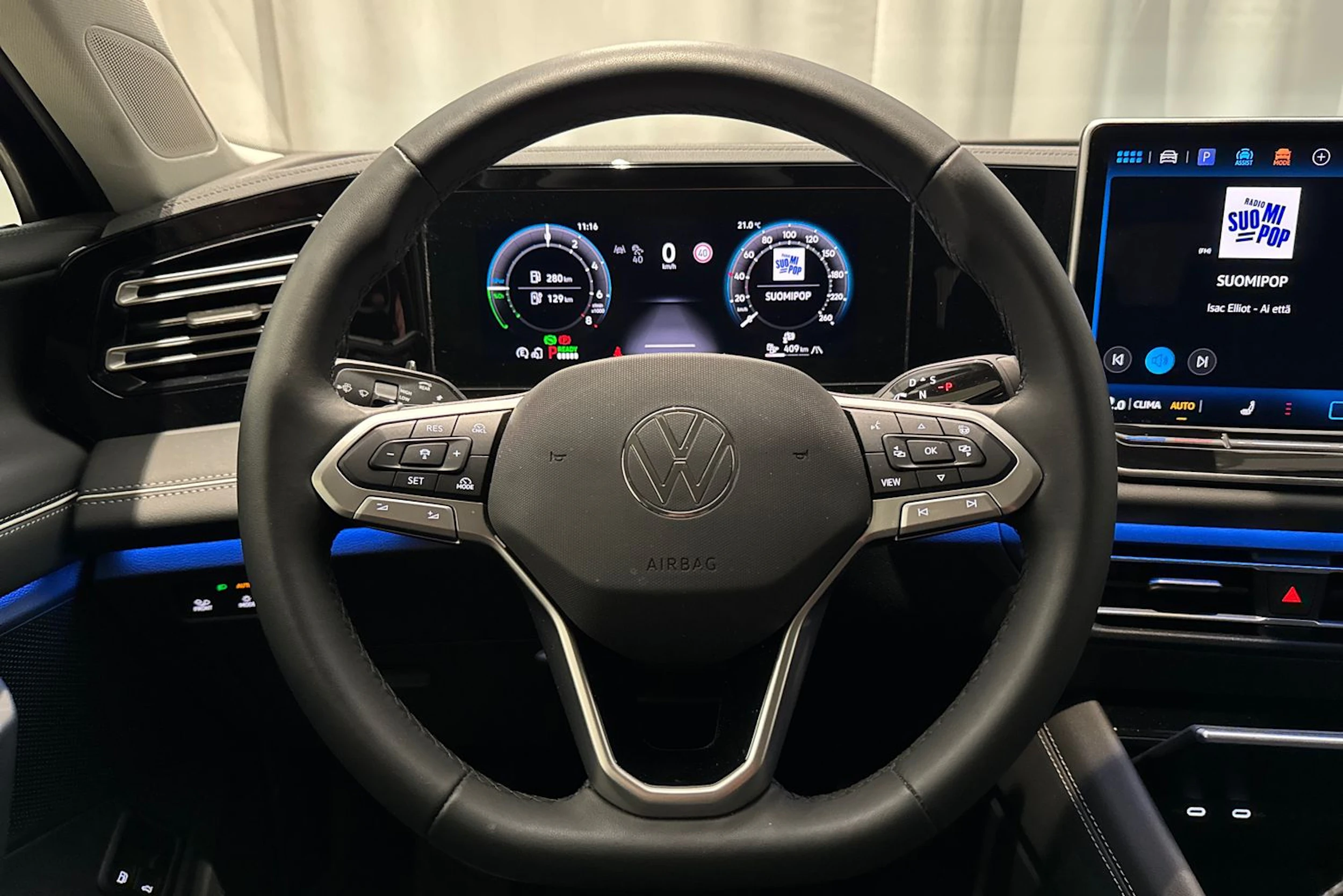 met. musta Volkswagen Tiguan 2025 kuva 24.