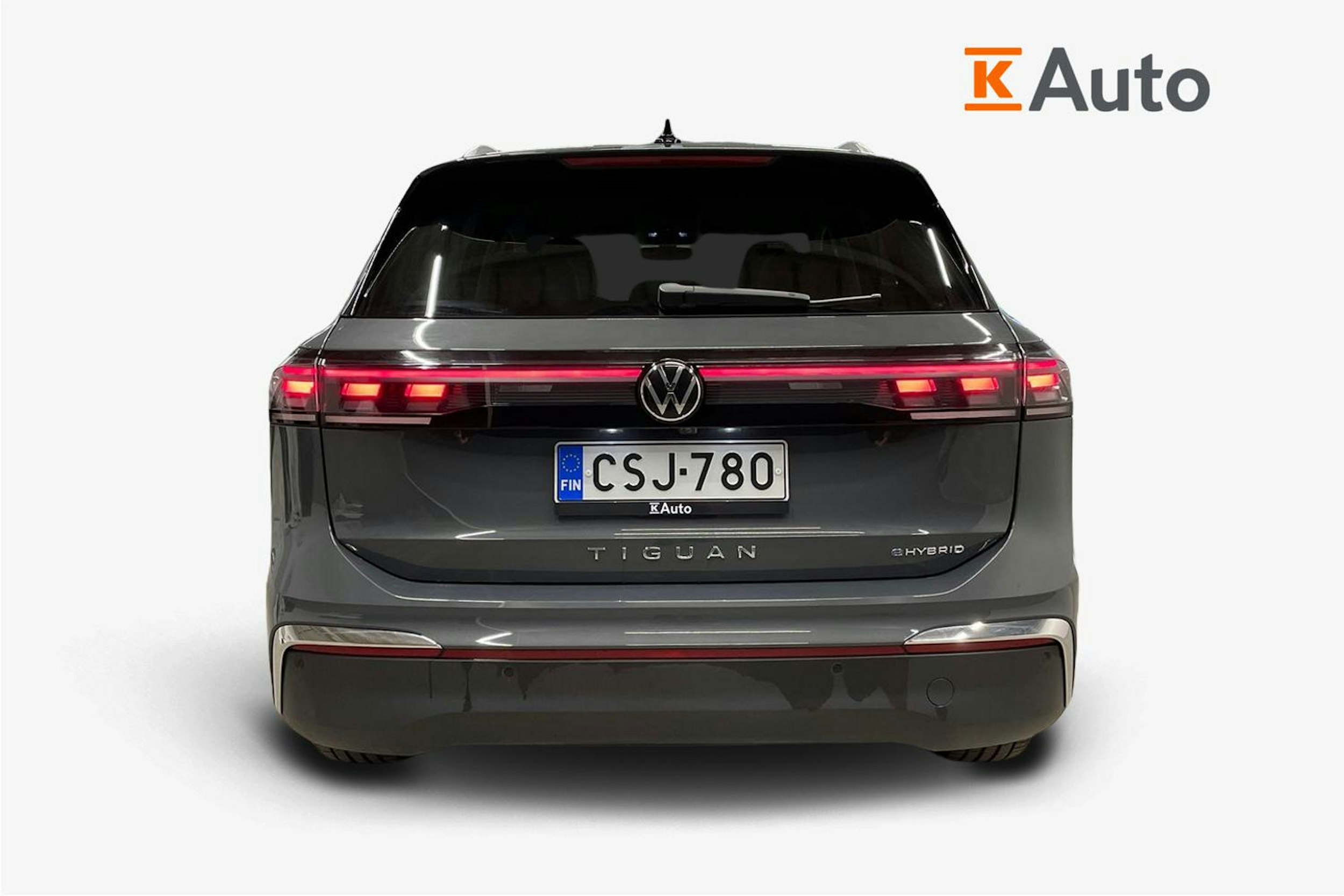 harmaa Volkswagen Tiguan 2025 kuva 3.