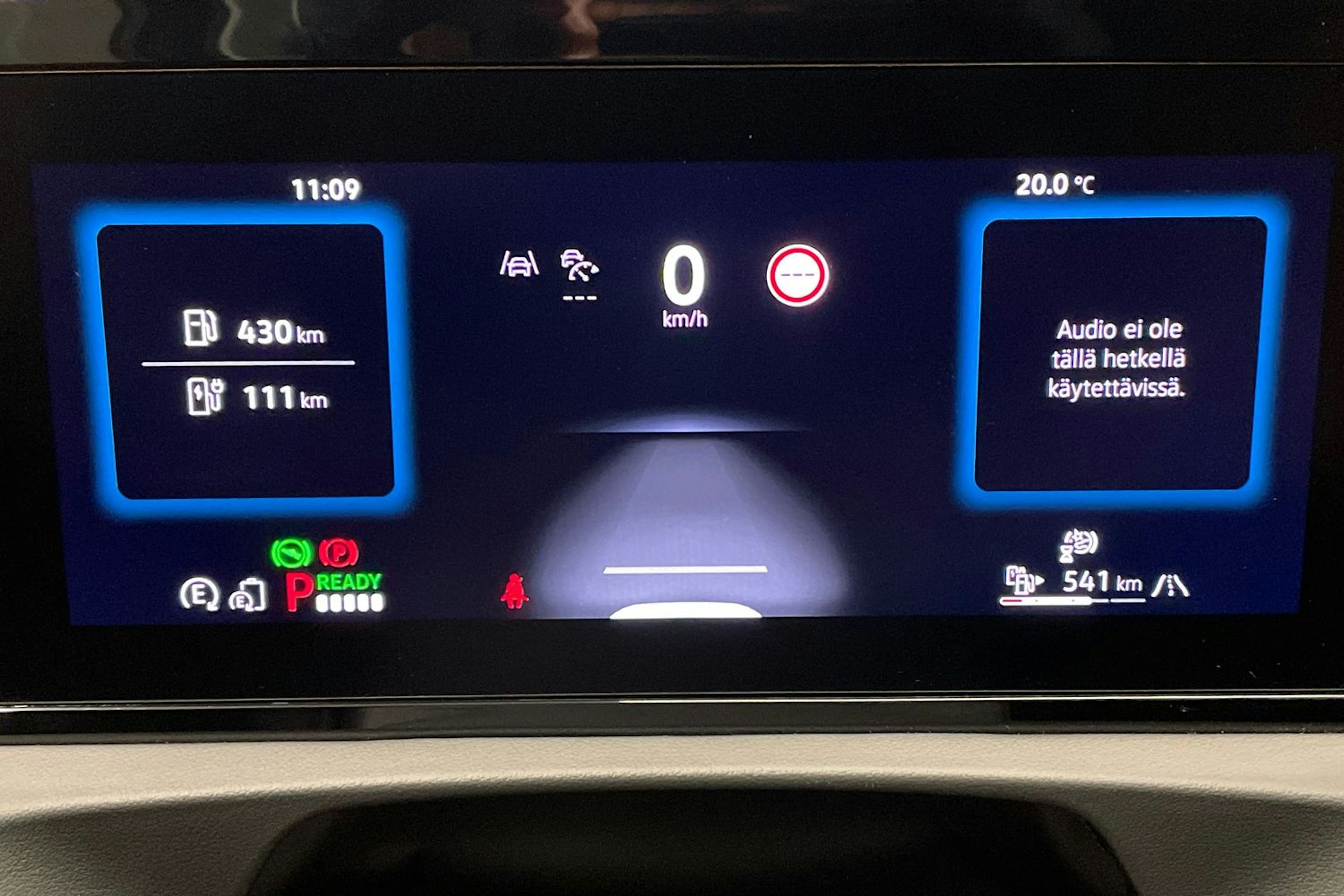 harmaa Volkswagen Tiguan 2025 kuva 15.