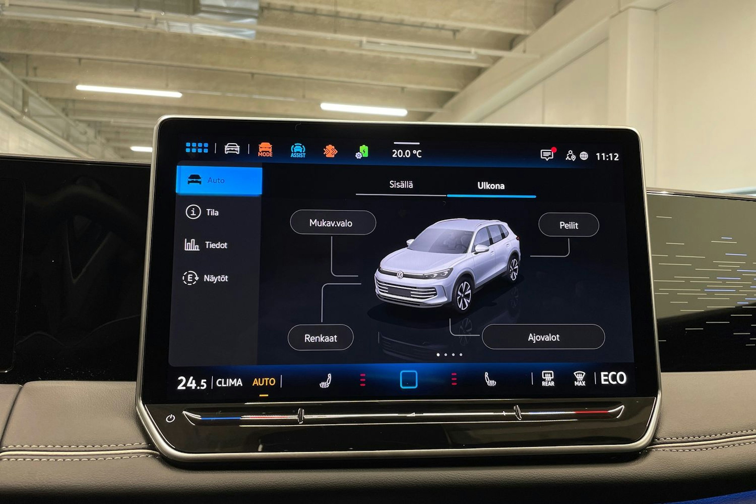harmaa Volkswagen Tiguan 2025 kuva 22.