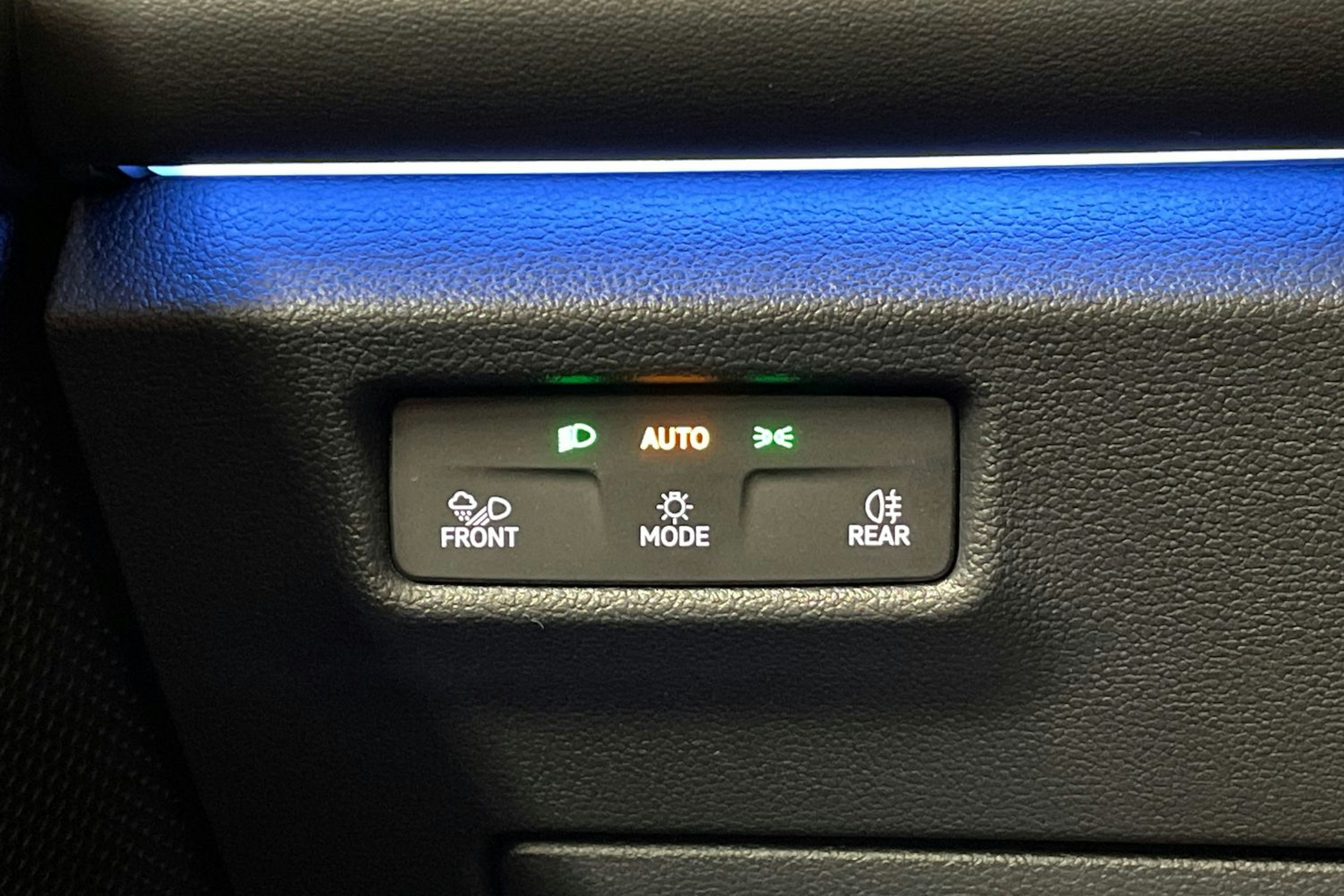 harmaa Volkswagen Tiguan 2025 kuva 25.