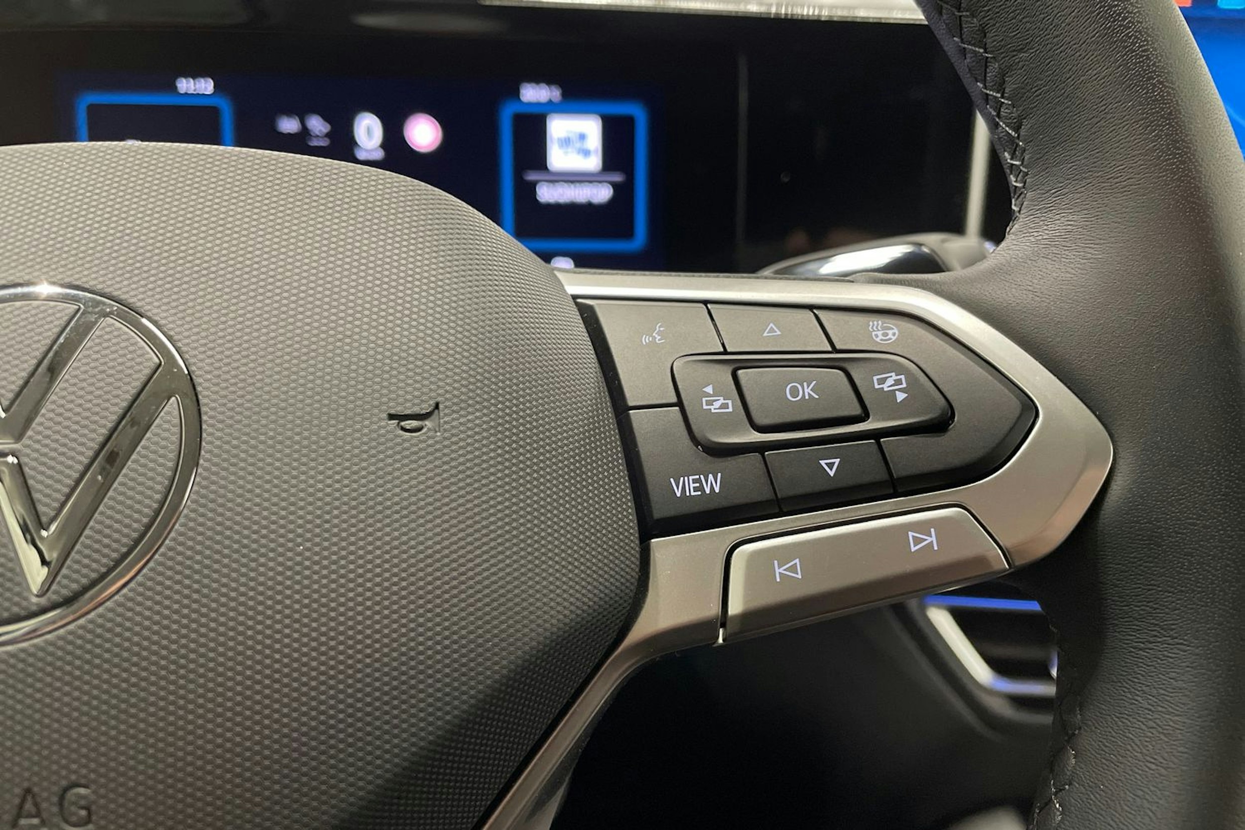 harmaa Volkswagen Tiguan 2025 kuva 27.