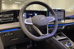 harmaa Volkswagen Tiguan 2025 kuva 29.