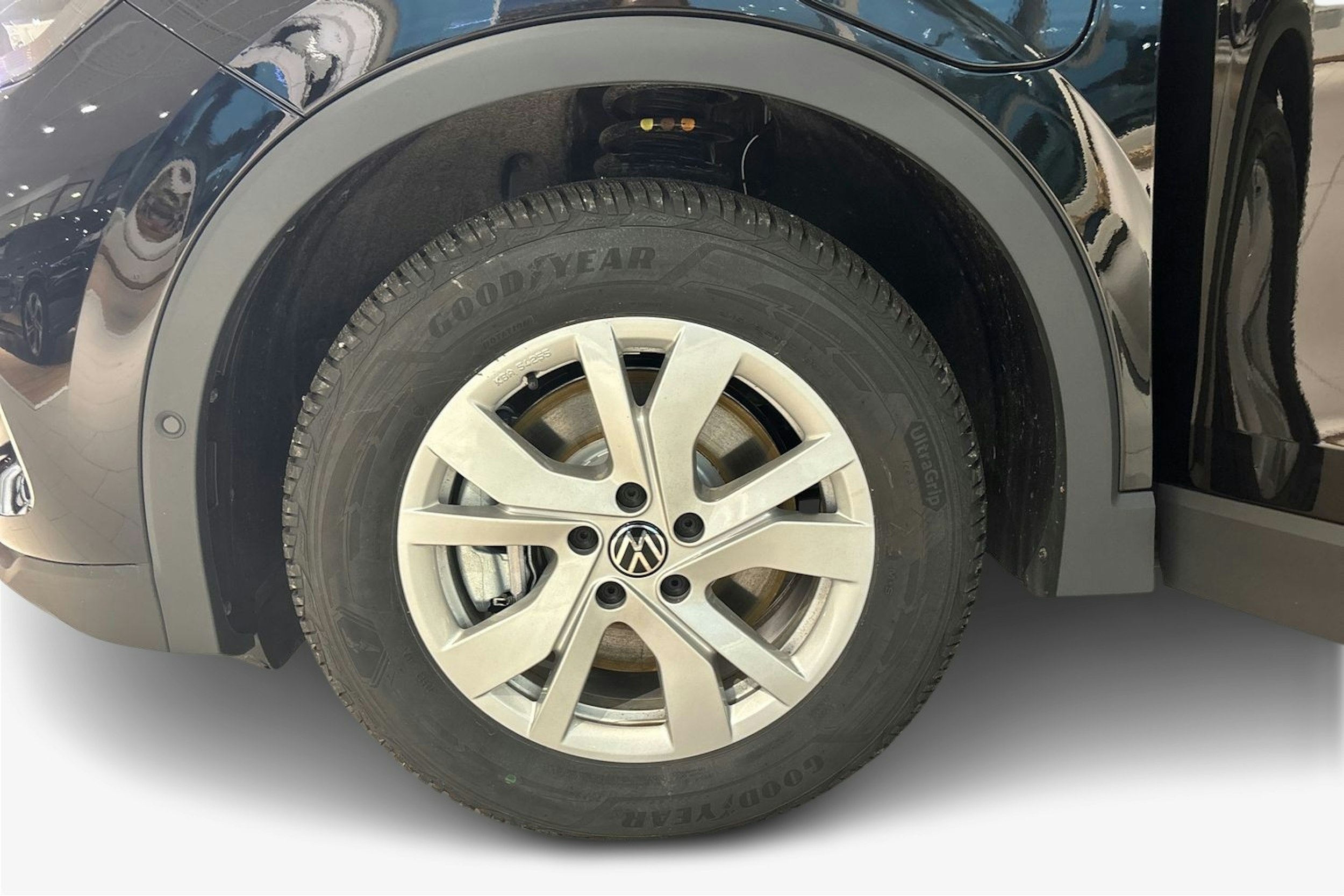 musta Volkswagen Tiguan 2025 kuva 9.