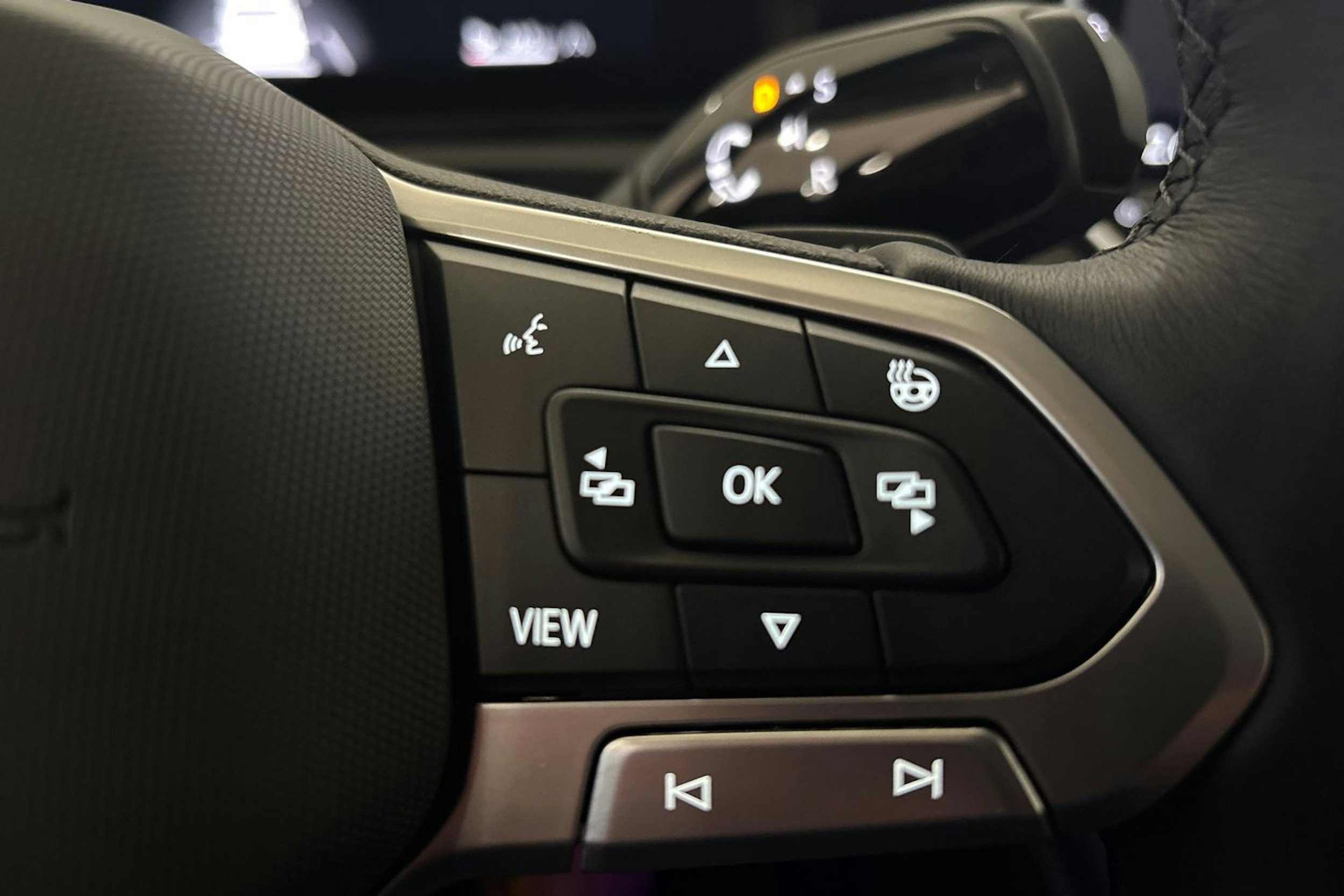 musta Volkswagen Tiguan 2025 kuva 15.