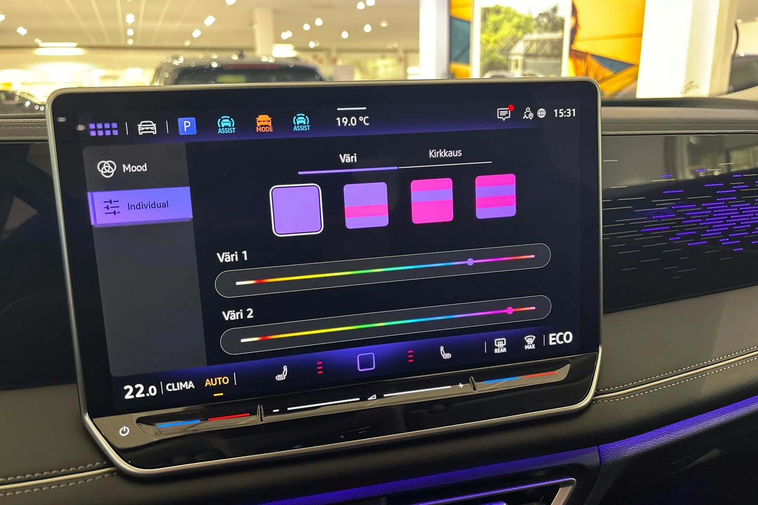 musta Volkswagen Tiguan 2025 kuva 19.