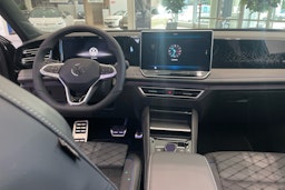 harmaa Volkswagen Tiguan 2025 kuva 7.
