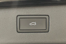 musta Volkswagen Tiguan 2025 kuva 38.