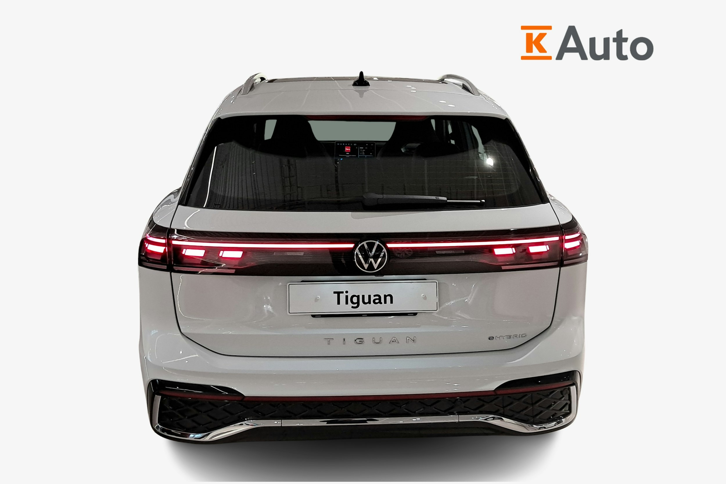 valkoinen Volkswagen Tiguan 2025 kuva 3.