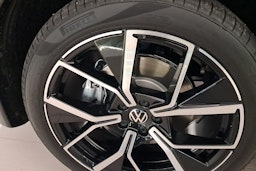 valkoinen Volkswagen Tiguan 2025 kuva 9.