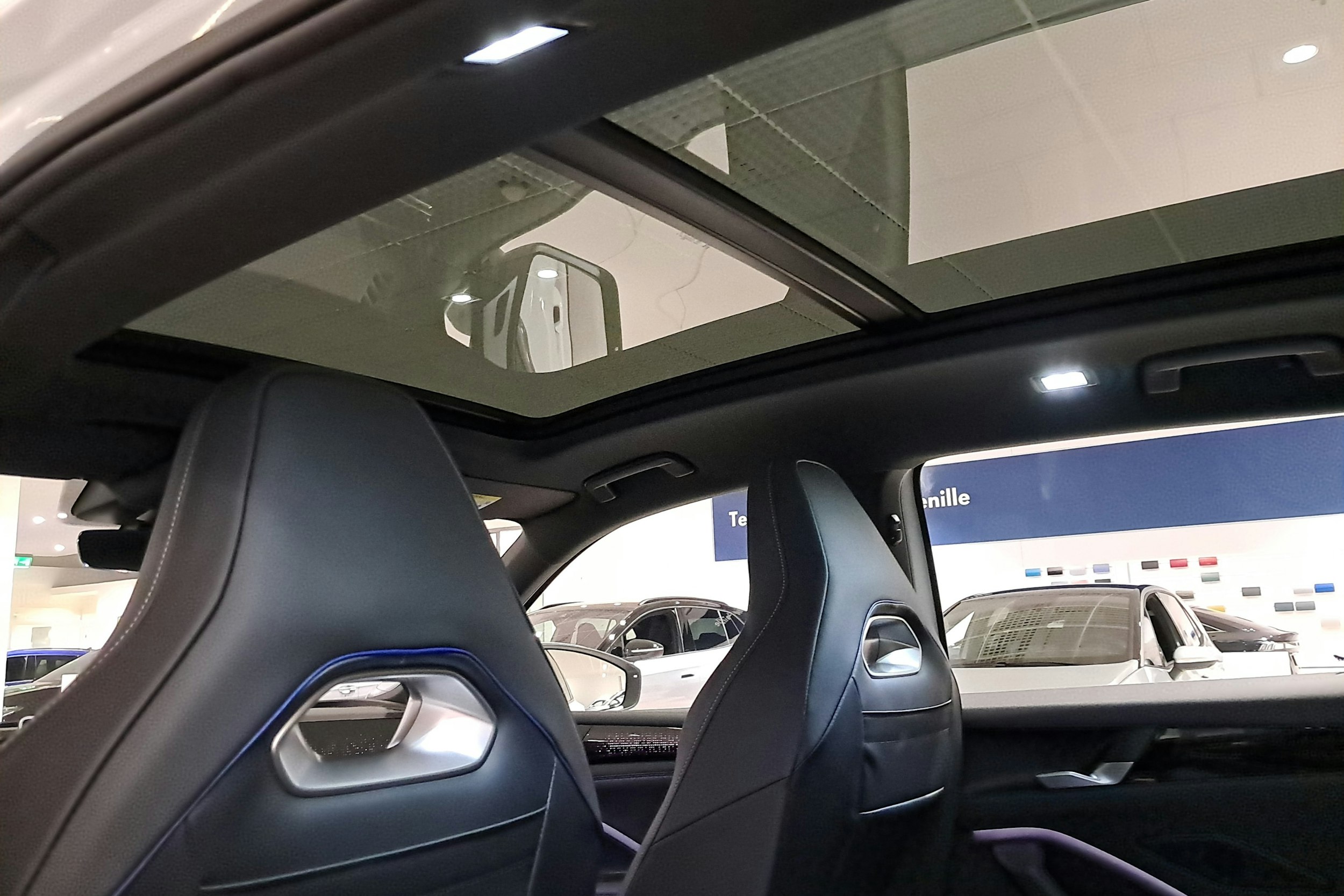valkoinen Volkswagen Tiguan 2025 kuva 11.
