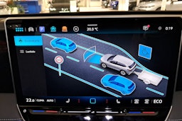 valkoinen Volkswagen Tiguan 2025 kuva 17.