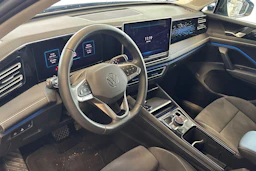 sininen Volkswagen Tiguan 2025 kuva 3.
